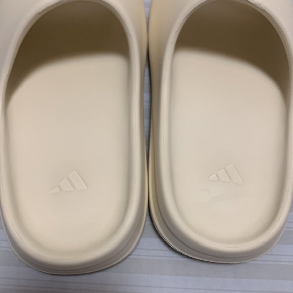 Adidas Yeezy Slide Bone main image 6